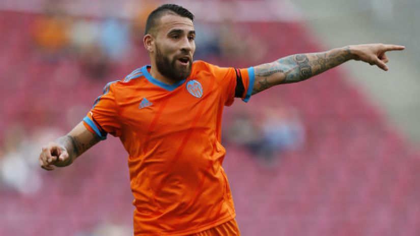 "Nikolas Otamendi"