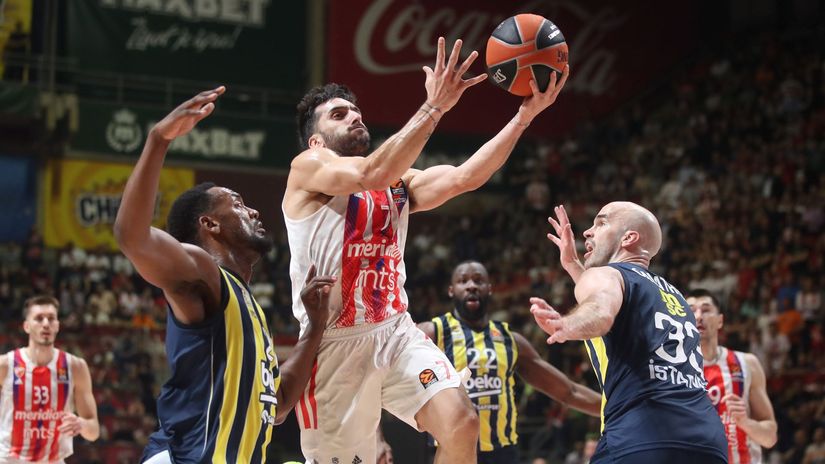Kampaco protiv Fenerbahčea (Foto: MN Press)
